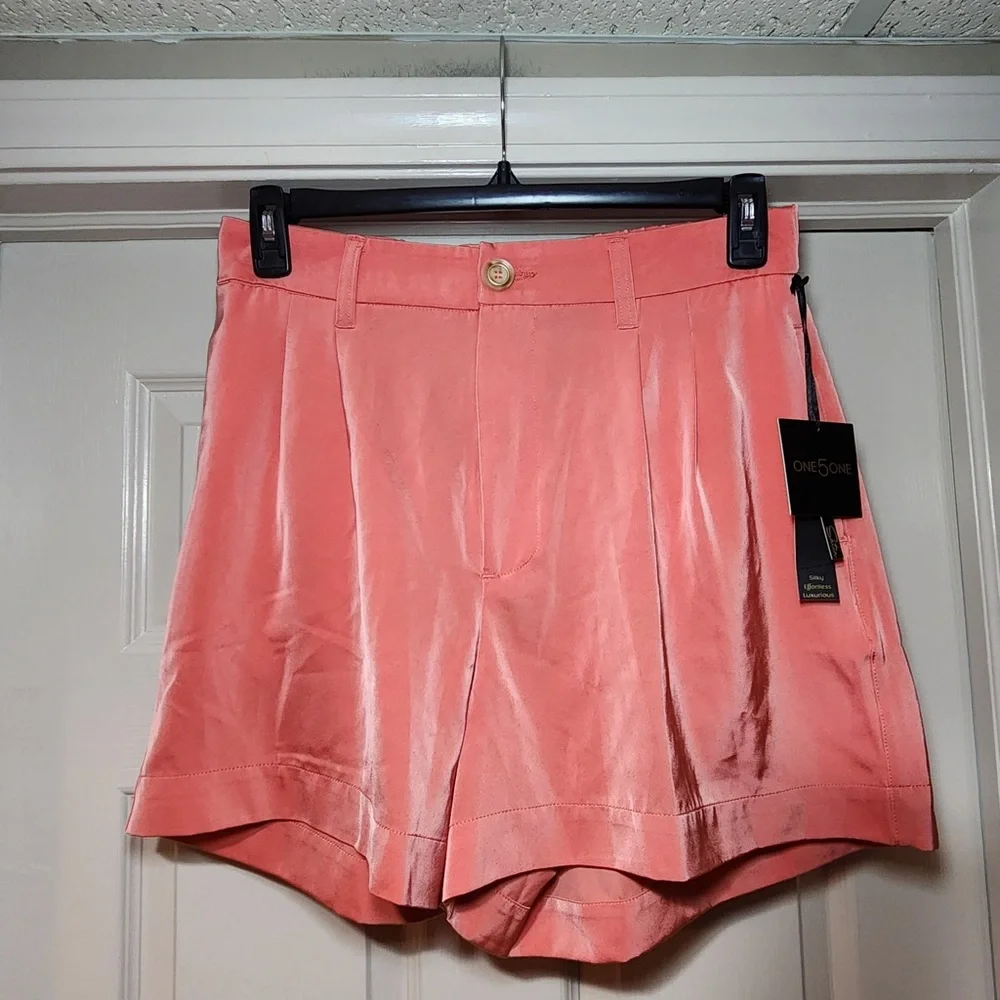 NWT One 5 One Coral High Waist‎ Women's Satin Charmeuse Shorts Resortwear Summer